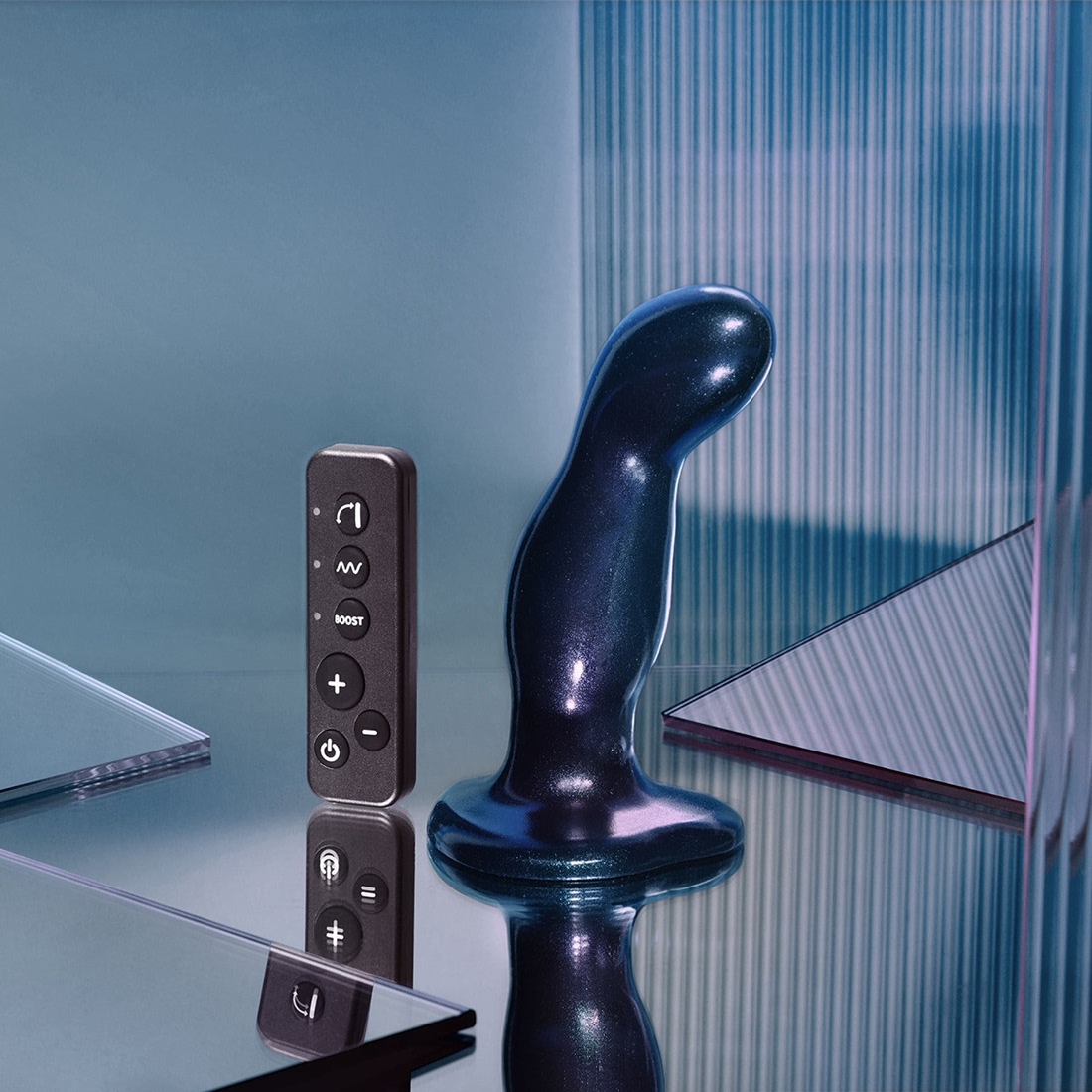 Strap-On-Me Fingering & Vibrating M ruchome dildo z wibracjami sterowane pilotem