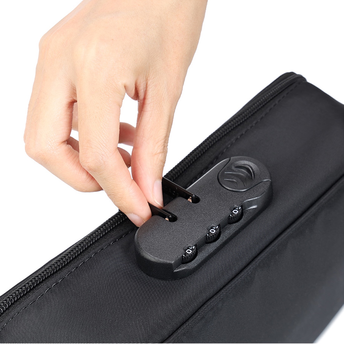 Dorcel Discreet Box etui na gadżety z zamkiem szyfrowym