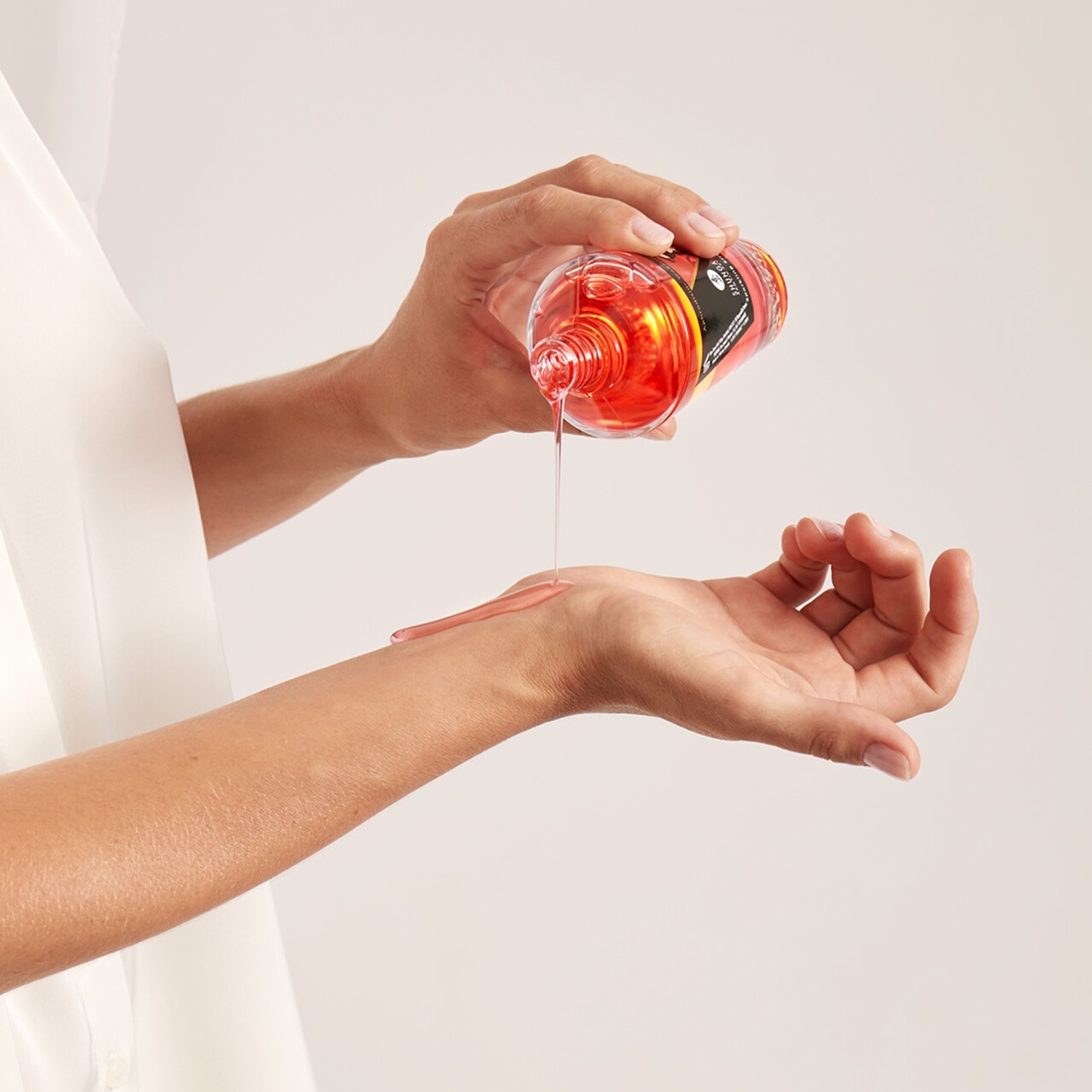 Shunga Aphrodisiac Oil wiśniowy olejek do stref erogennych