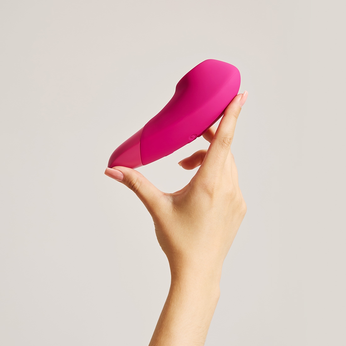 Womanizer Enhance bezdotykowo-wibrujący masażer łechtaczki 2 w 1