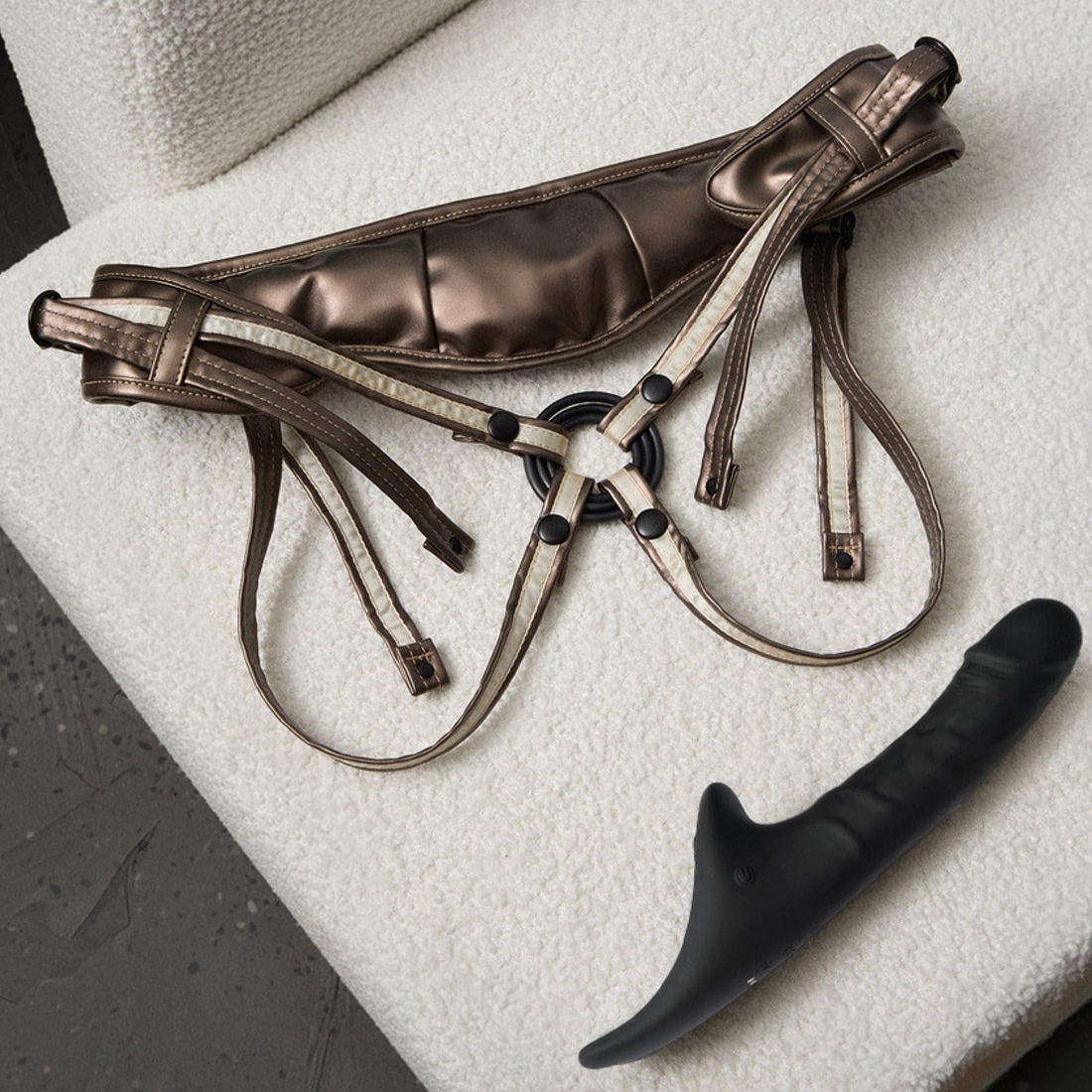 Strap-On-Me Multi Orgasm Realistic Dildo M realistyczne dildo dla par sterowane pilotem