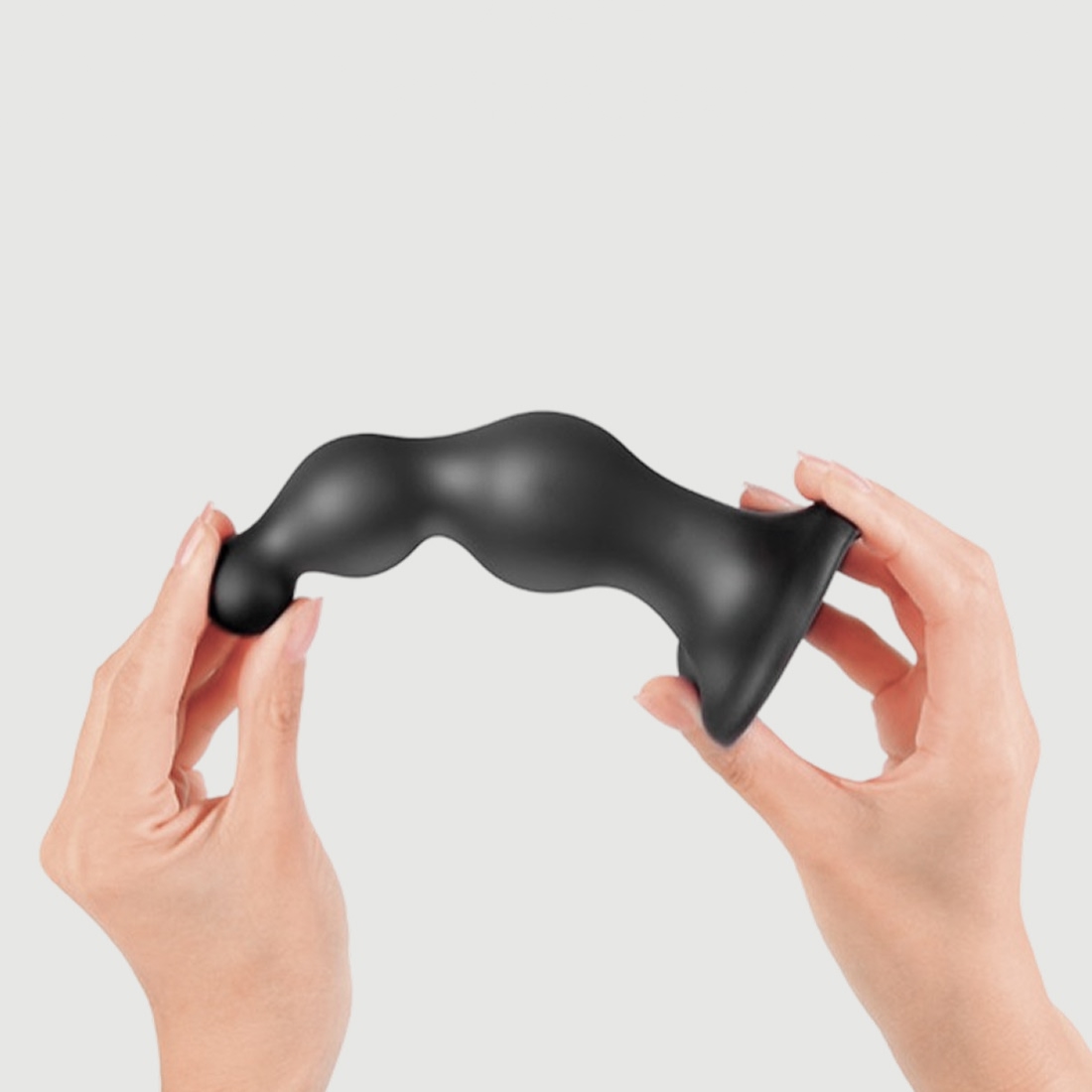 Strap-On-Me Dildo Plug Beads L dildo z przyssawką