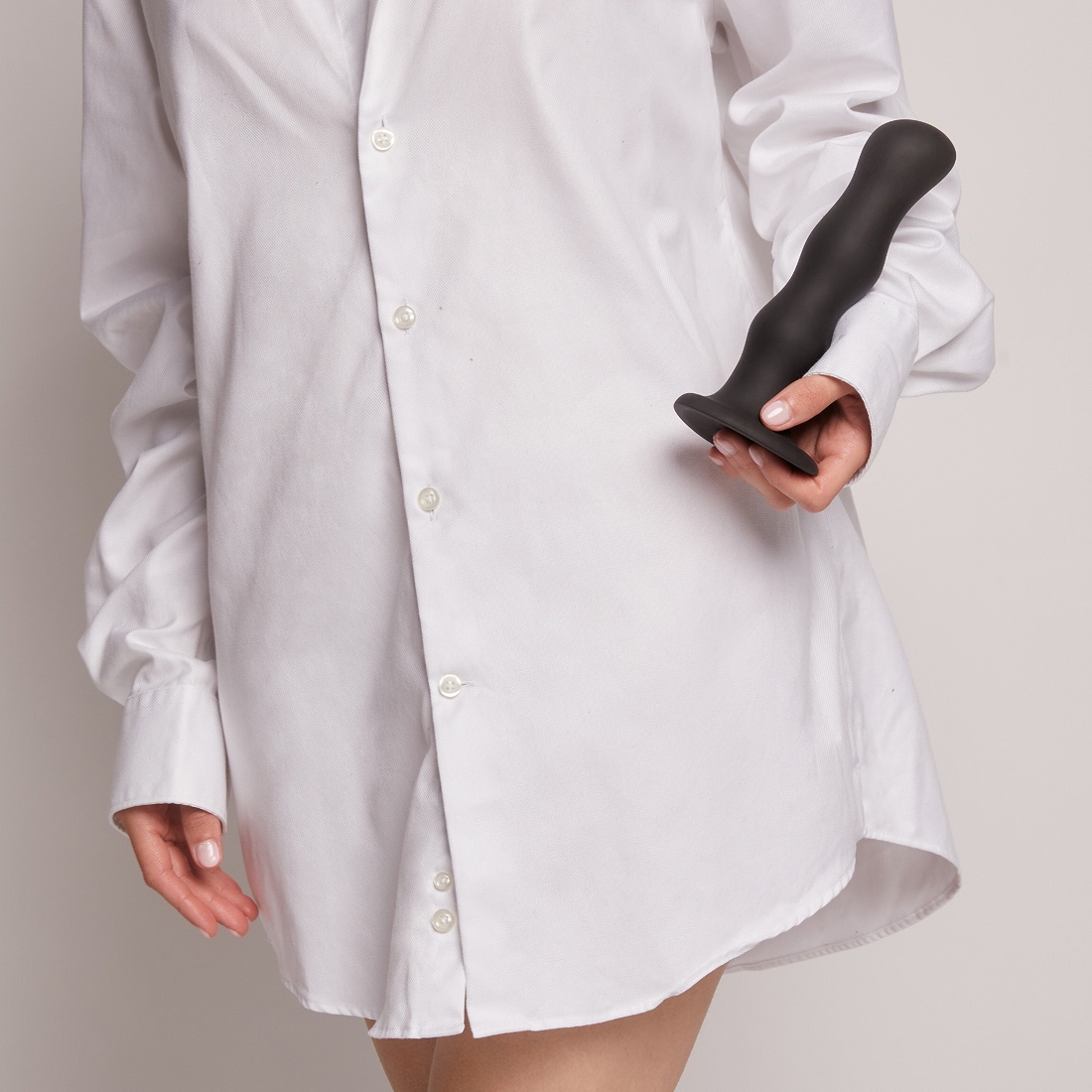 Strap-On-Me Geisha Balls M dildo z drgającymi kulkami