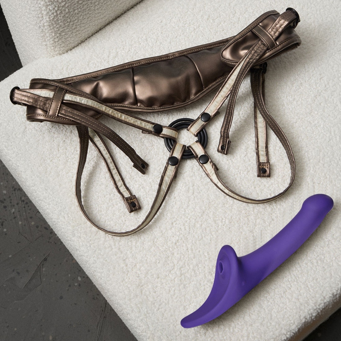 Strap-On-Me Multi Orgasm Dildo M wibrujące dildo dla par sterowane pilotem
