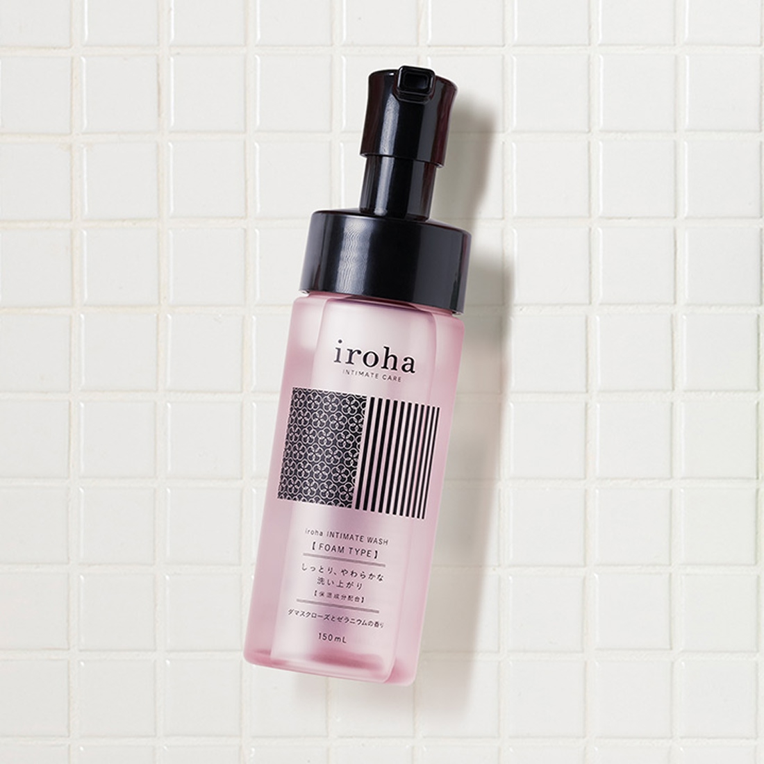 Iroha Intimate Wash pianka do higieny intymnej o zapachu róży damasceńskiej i geranium