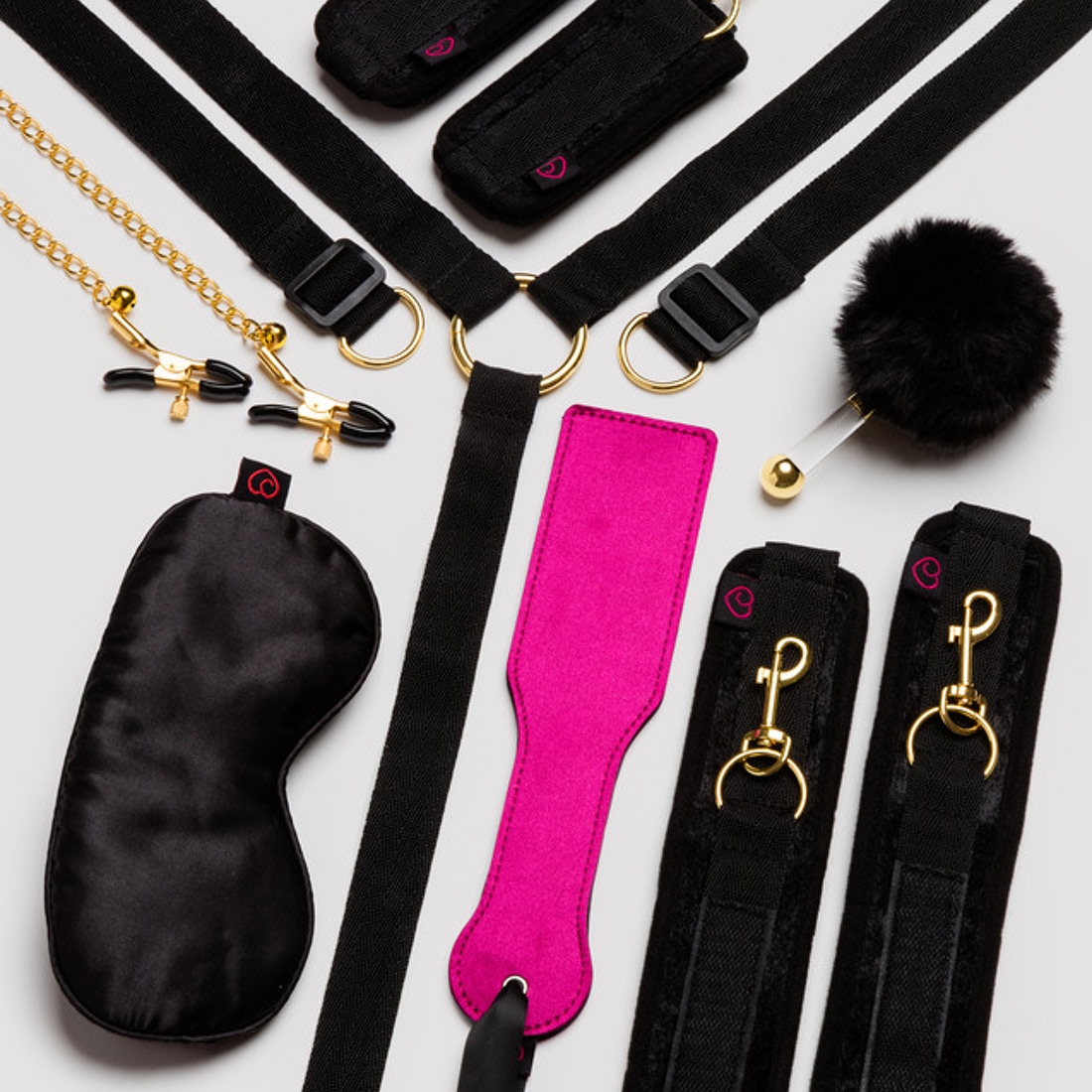 Womanizer Indulge in Luxury kalendarz z gadżetami i akcesoriami dla par na 24 dni