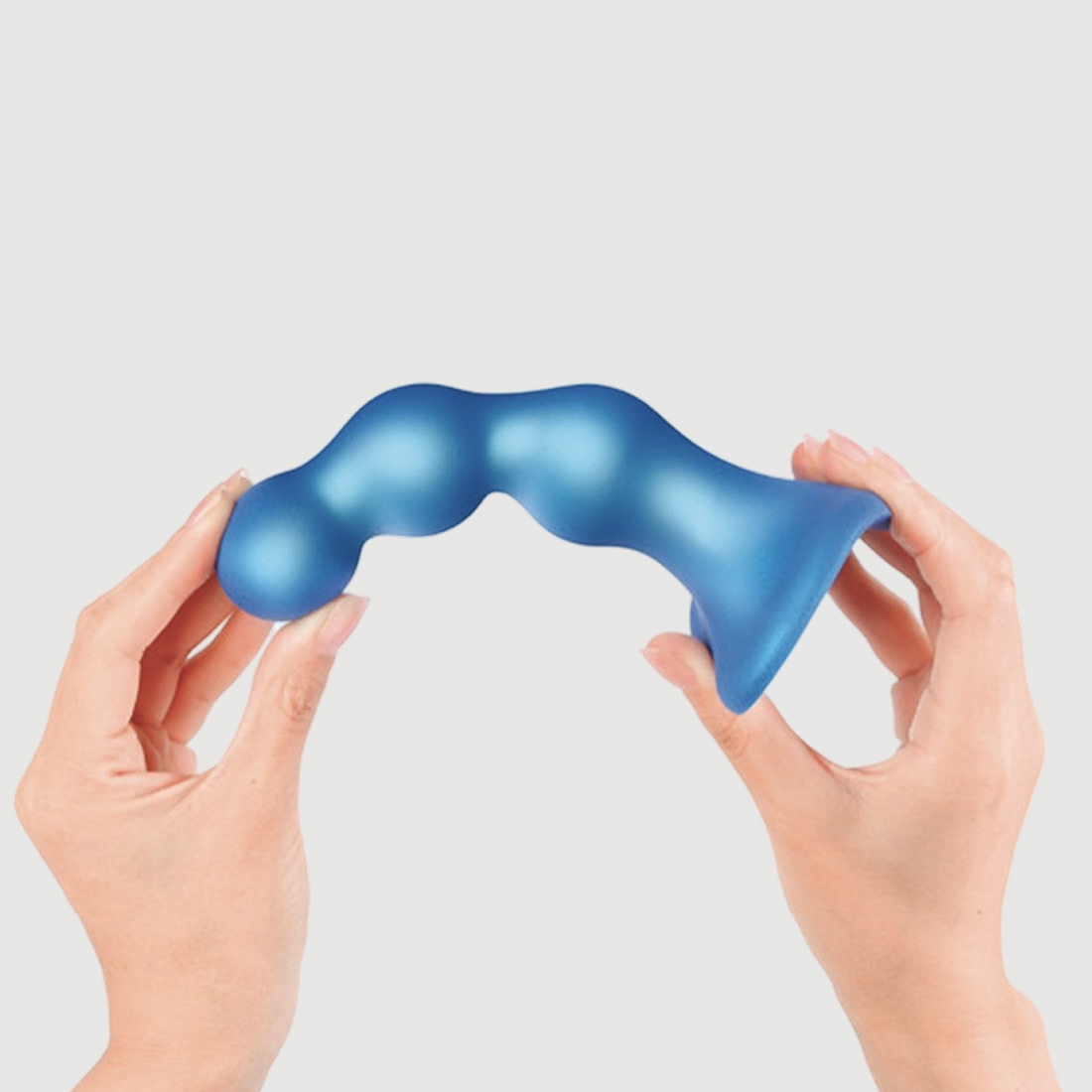 Strap-On-Me Dildo Plug Balls M dildo z przyssawką