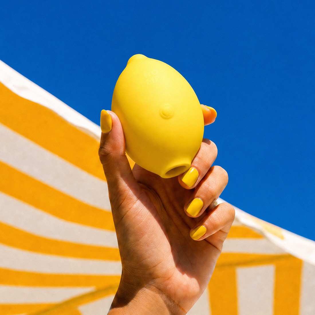 Romp by Womanizer Lemon Crush bezdotykowy masażer łechtaczki w kształcie cytrynki