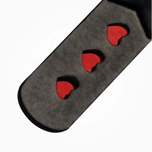 Sex&Mischief Heart Paddle packa z serduszkami czarno-czerwona