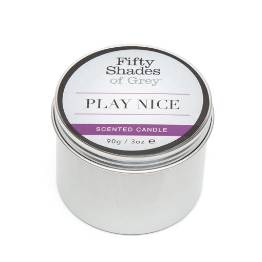 Fifty Shades of Grey Play Nice świeca zapachowa słodka wanilia - 90 g